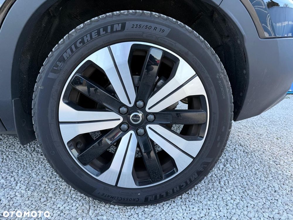 Volvo XC 40 T4 Plug-In Hybrid Plus Dark - 11