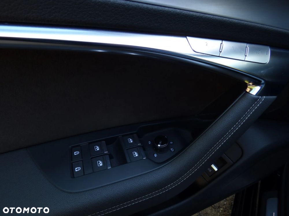 Audi A6 Avant 50 TDI mHEV Quattro S Line Tiptronic - 19