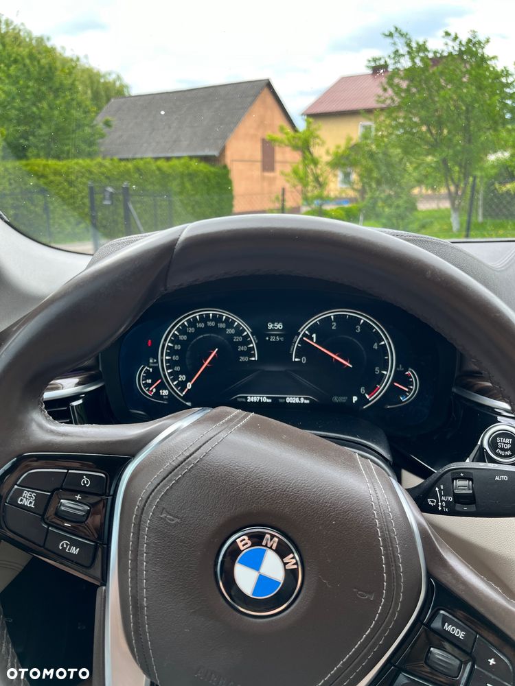 BMW Seria 5 520d Luxury Line - 22