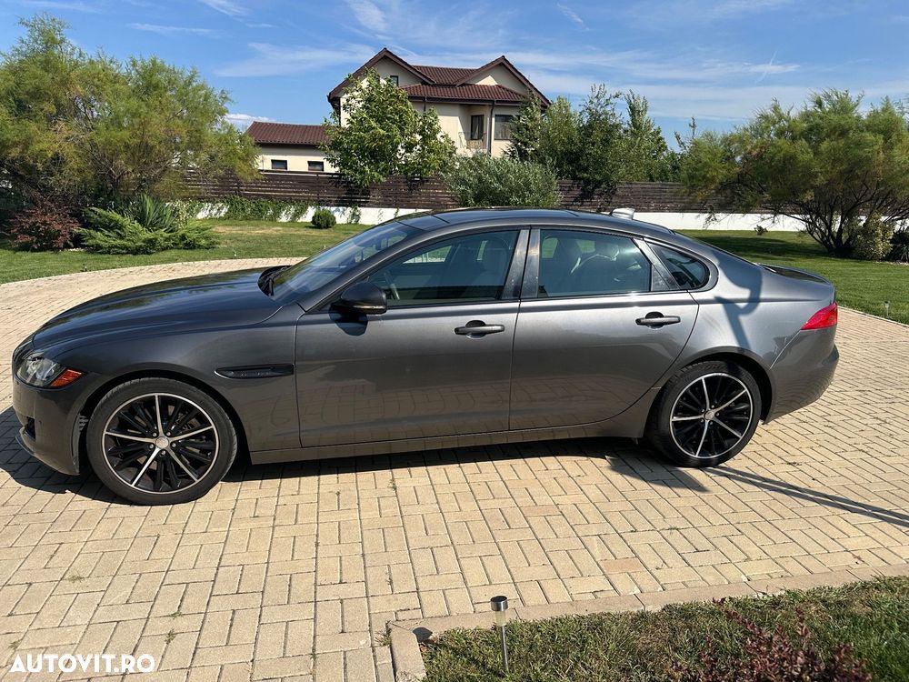 Jaguar XF 35t RWD Prestige - 2