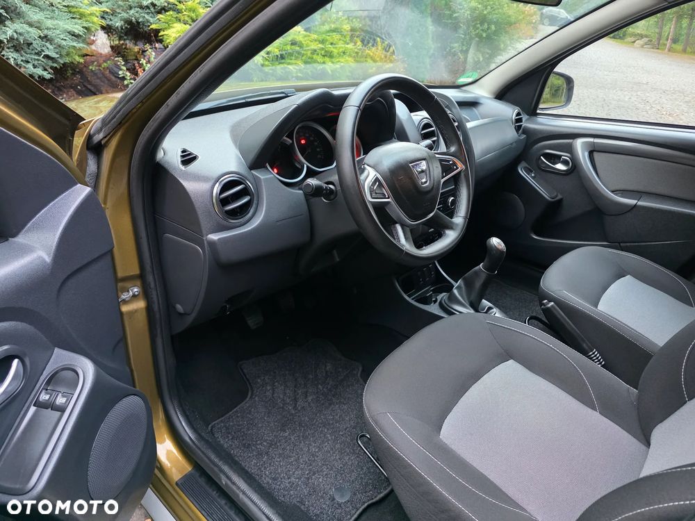 Dacia Duster 1.6 SCe Access S&S - 16