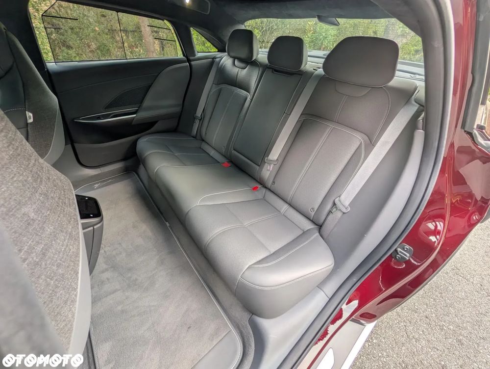 Lucid Air - 22