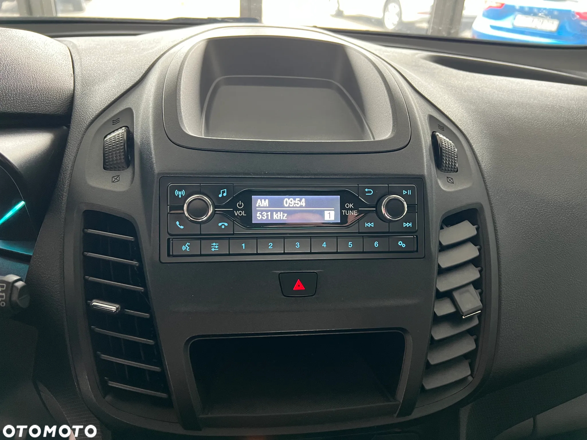 Ford Transit Connect - 29