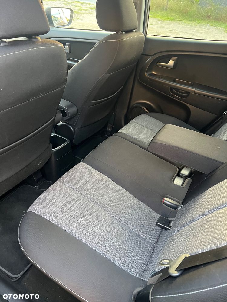 Kia Venga 1.6 CVVT Automatik Platinum Edition - 28