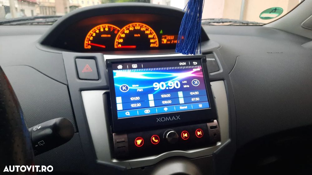 Toyota Yaris 1.3 Terra - 11