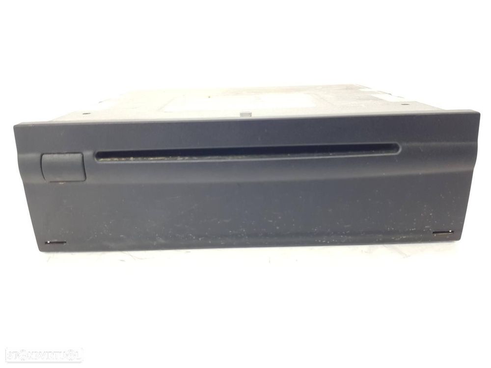 SISTEMA DE ÁUDIO RÁDIO CD MERCEDES-BENZ CLS BM 219 - 1