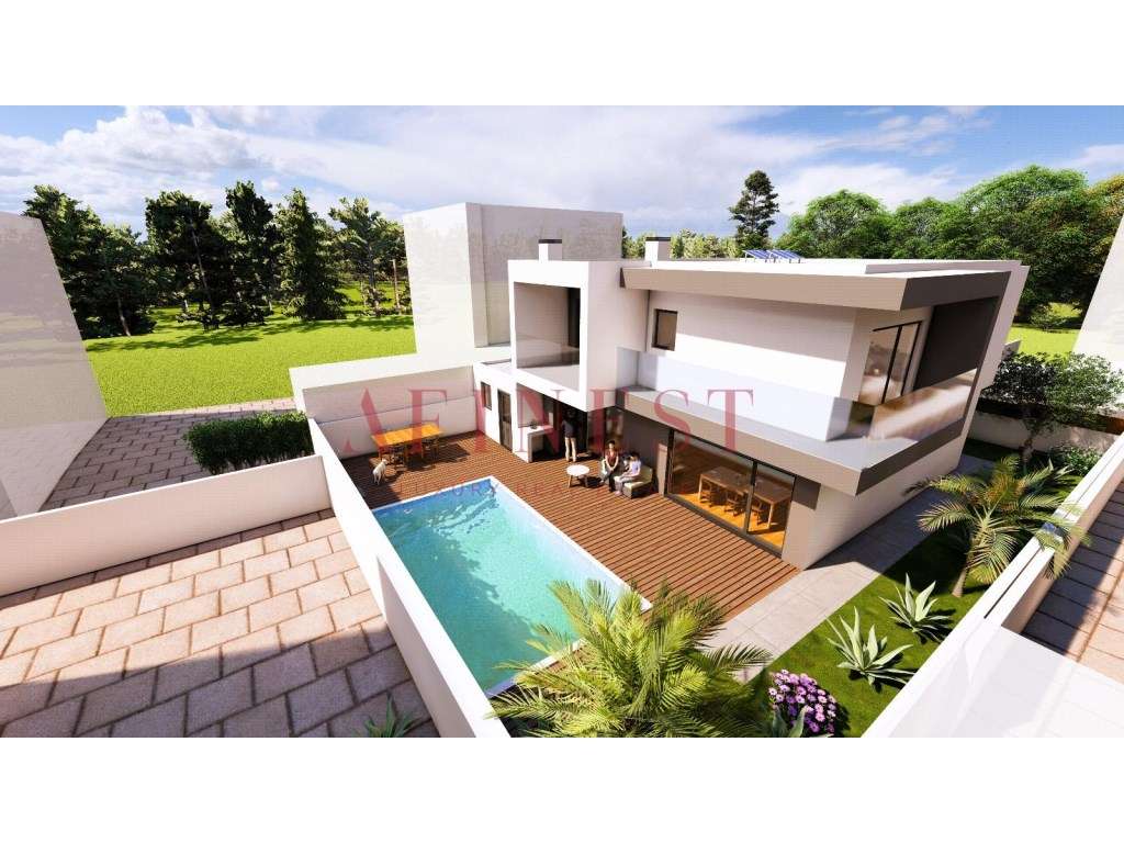MORADIA T4 COM JARDIM, PISCINA E GARAGEM - Grande imagem: 2/35