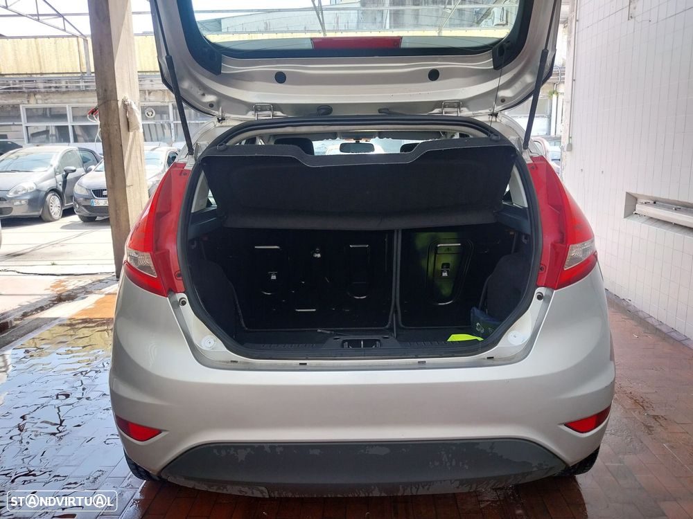 Ford Fiesta 1.25 Trend - 15