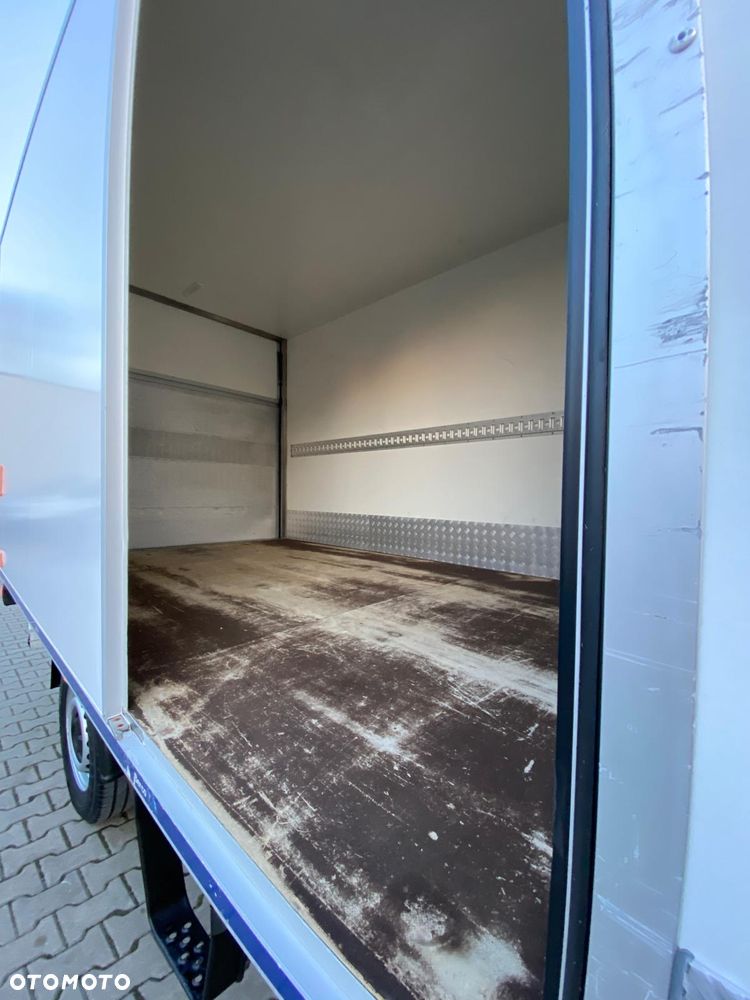 Volkswagen CRAFTER 2,0 TDI 163KM KONTENER 8EP WINDA ZEPRO NISKI PRZEBIEG - 40