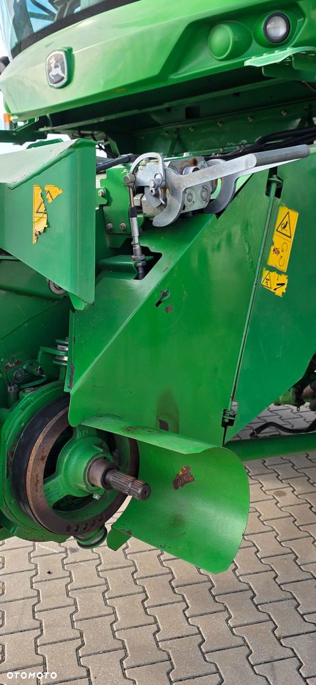 John Deere W540 - 17