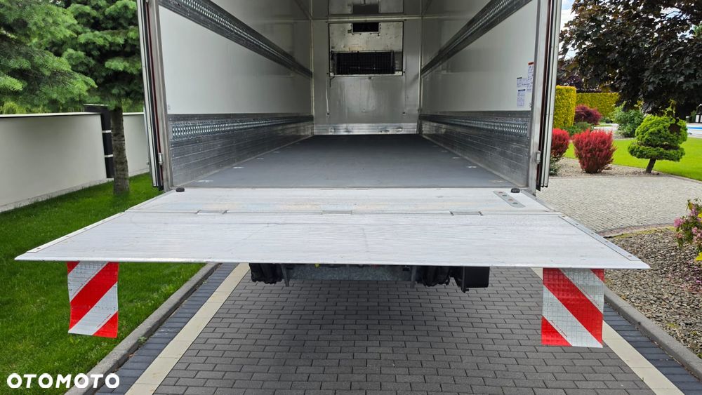 DAF XF 430/// 2022/// PRZEB: 188000 KM/// CHŁODNIA/// THERMO-KING/// WINDA/// STAN JAK NOWY! - 24