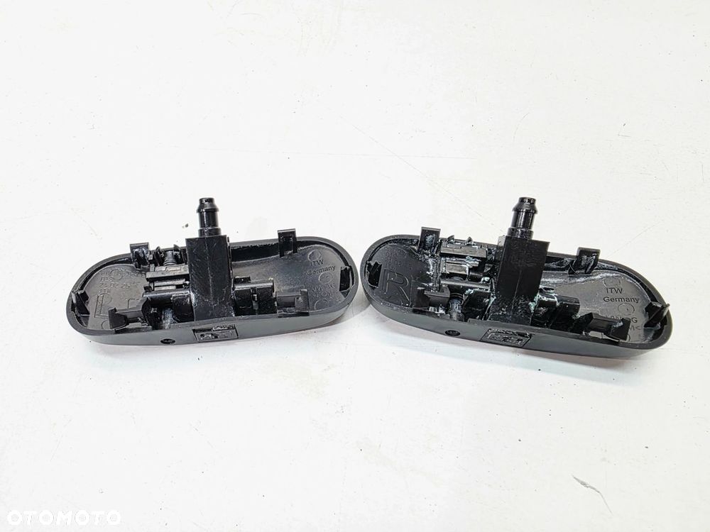 DYSZA SPRYSKIWACZA PRAWA + LEWA MGIEŁKA AUDI A3 8Y 8Y0955987E 8Y0955988E - 4