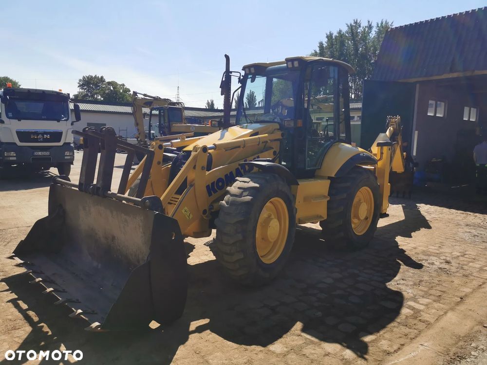 Komatsu WB97S-2 - 11
