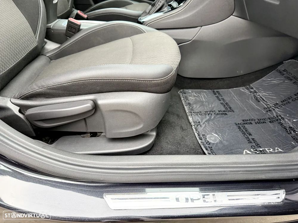 Opel Astra Sports Tourer 1.4 T Innovation Act.S/S - 25