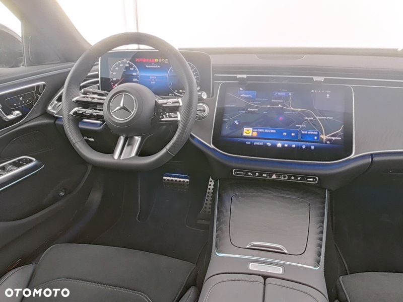 Mercedes-Benz Klasa E 300e 4Matic 9G-TRONIC Edition AMG Line - 7