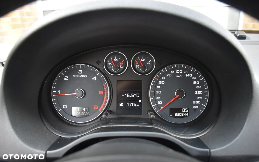 Audi A3 Sportback 2.0 TDI DPF S line Sportpaket - 24