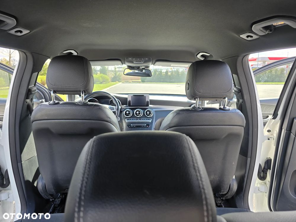 Mercedes-Benz GLC - 24