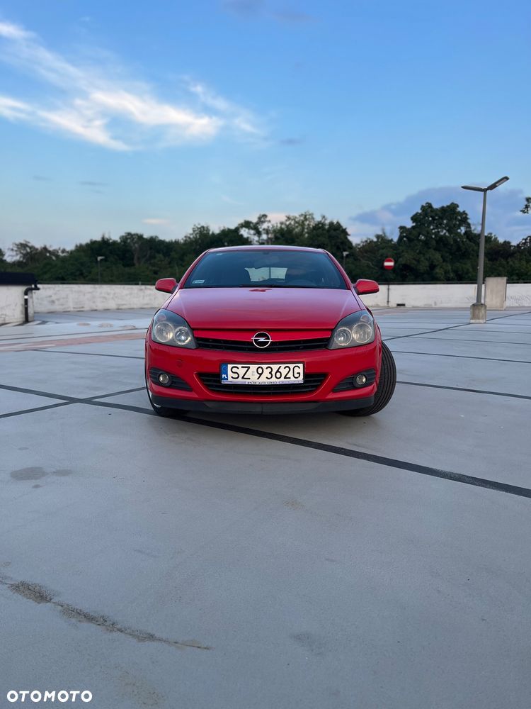 Opel Astra 1.9 CDTI Cosmo - 11