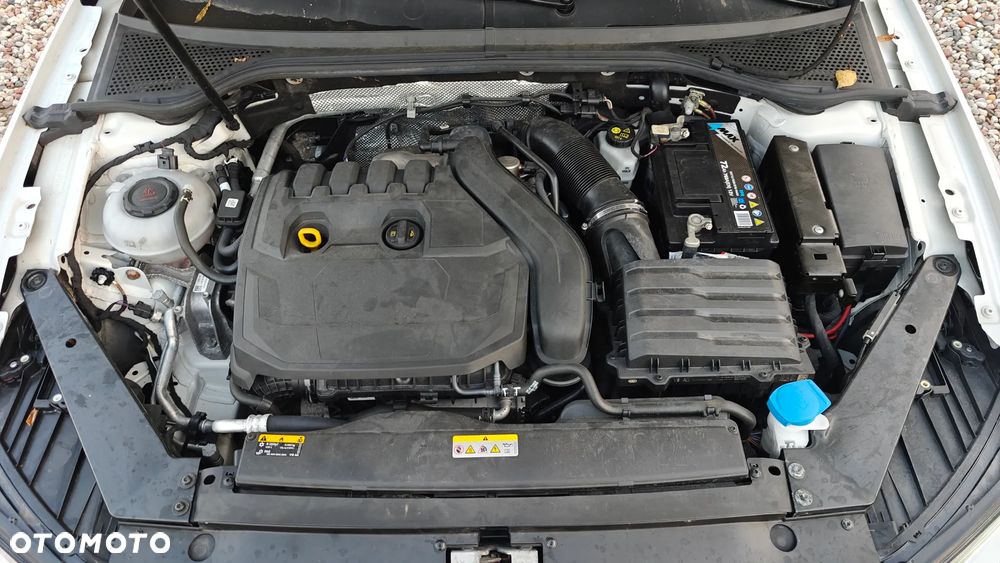 Volkswagen Passat - 29