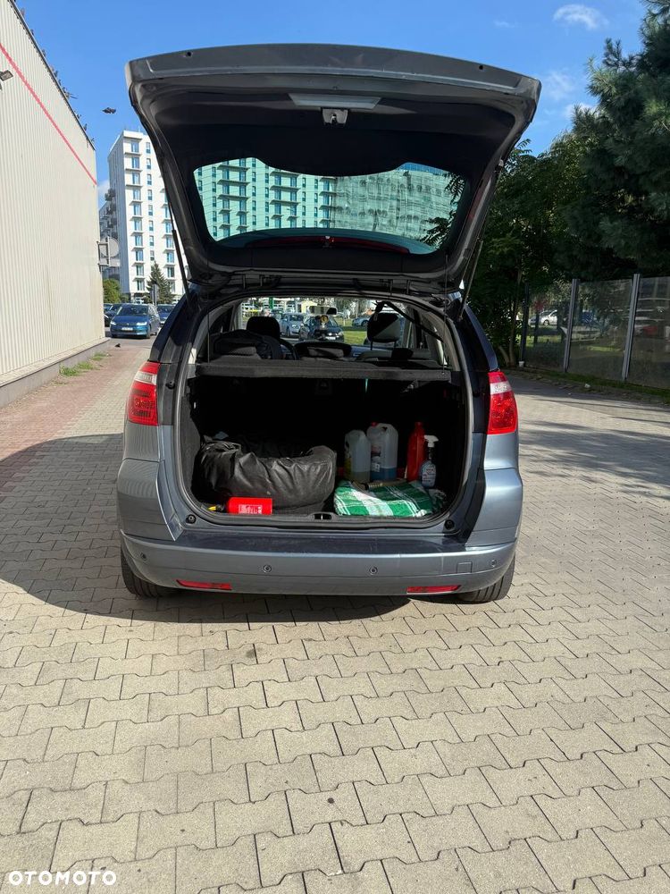 Citroën C4 Picasso 1.8i X - 6