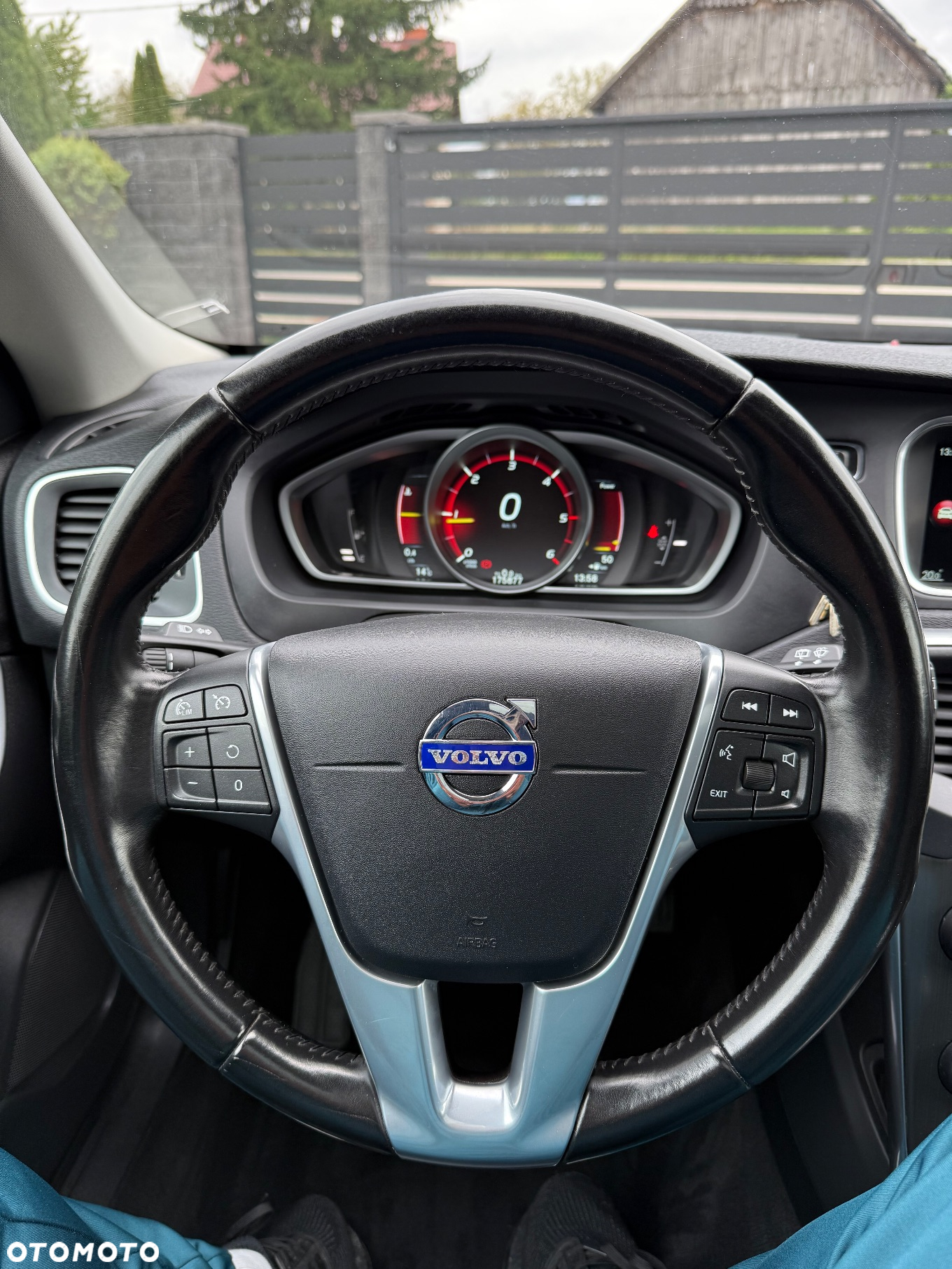 Volvo V40 D2 Summum - 23