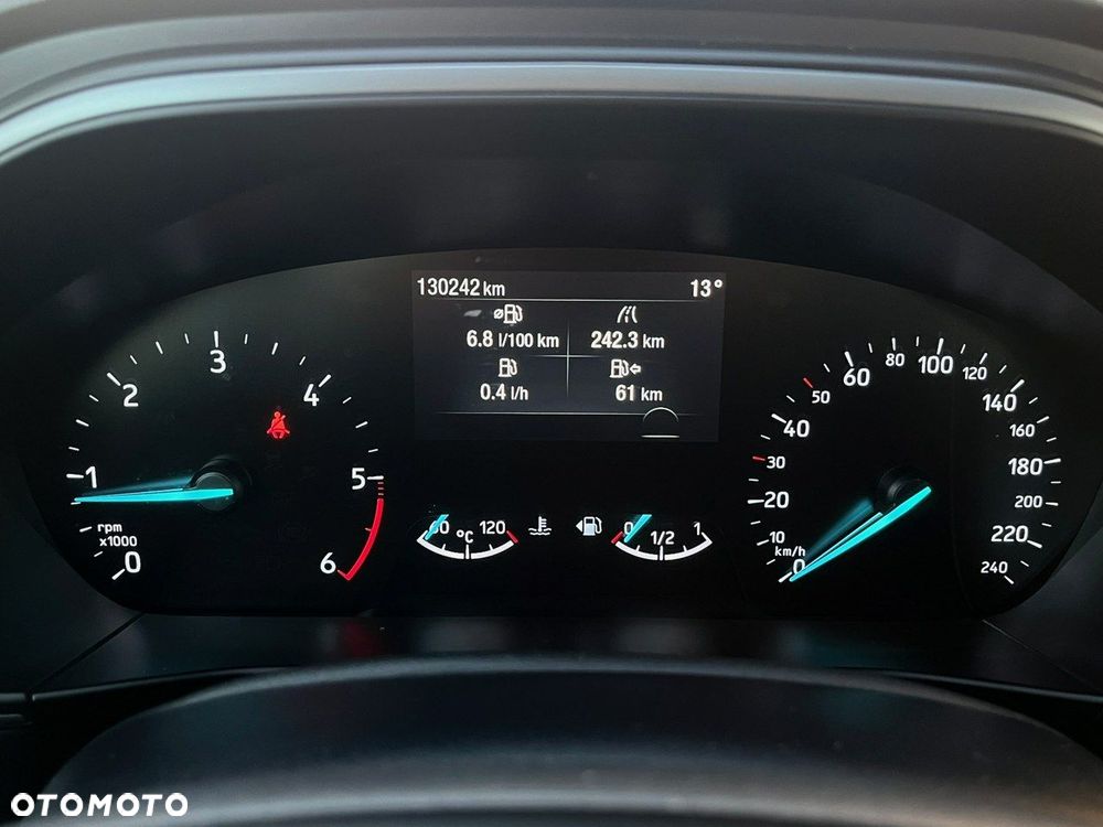Ford Focus SW - 19