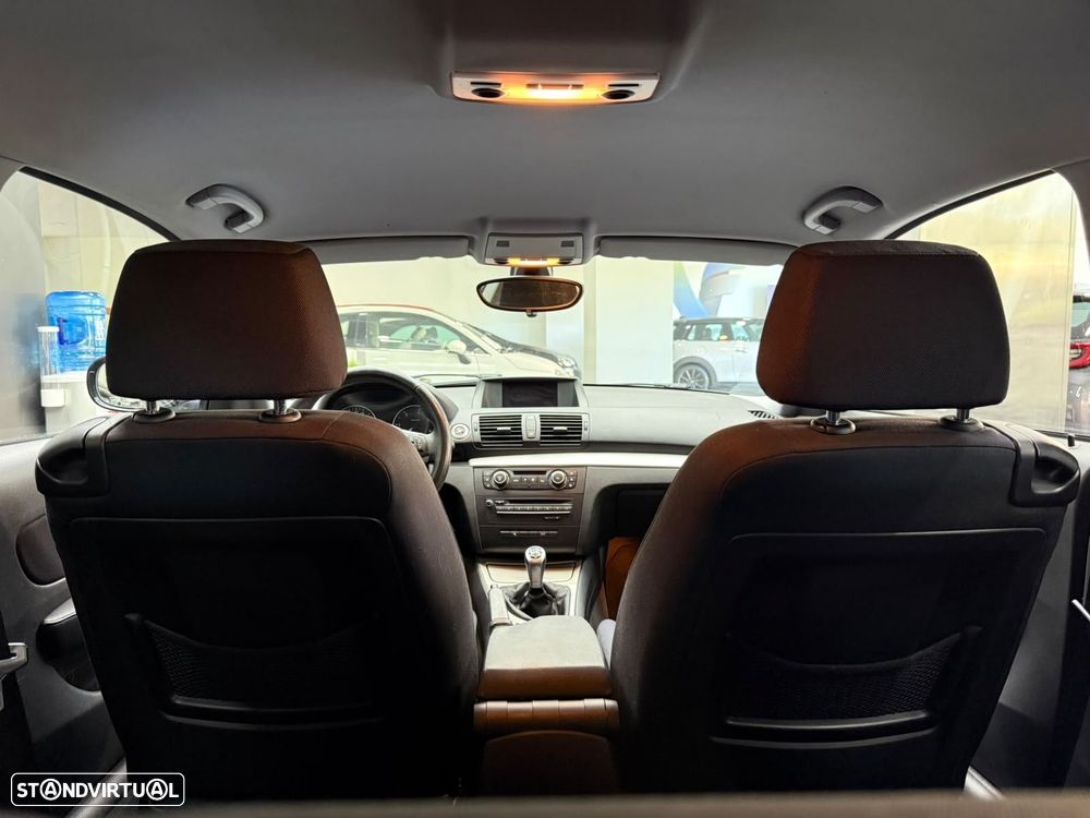 BMW 118 d Pack M - 26