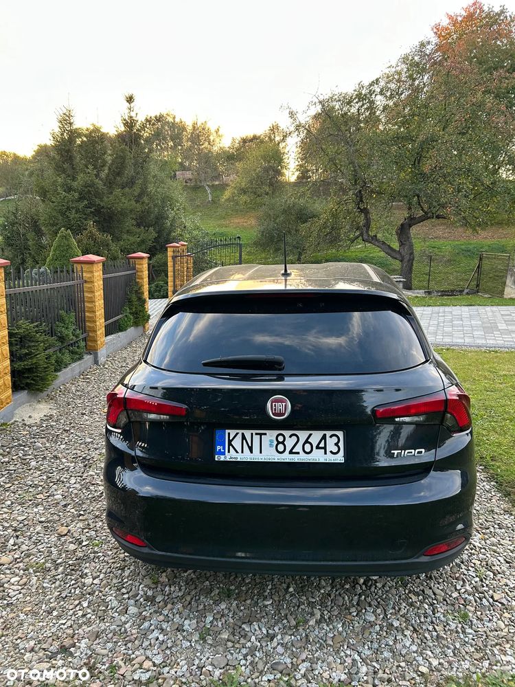 Fiat Tipo - 12
