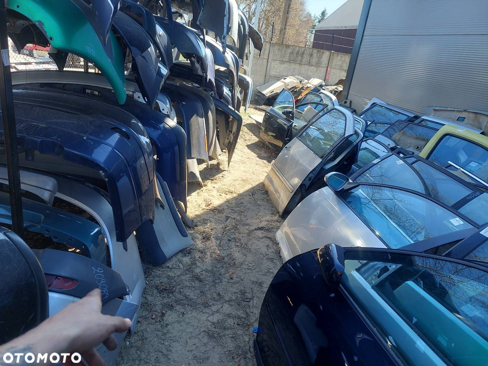 KOMPLETNY TYŁ KLAPA BAGAŻNIKA ZDERZAK TYŁ LAMPY OPEL CORSA C 5D Z157 - 14