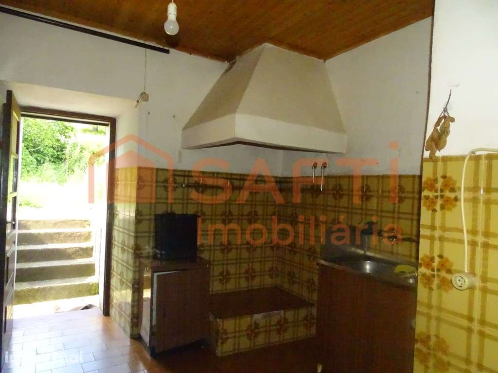 Investimento Imperdível -3 Casas +Terreno Botão Souselas - Grande imagem: 3/11