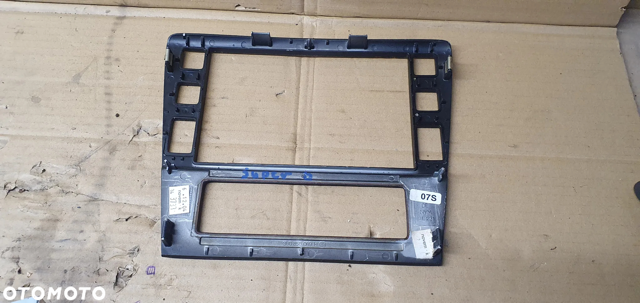 Ramka radia konsoli dekor drewno Skoda Superb I 3U0858069H - 5