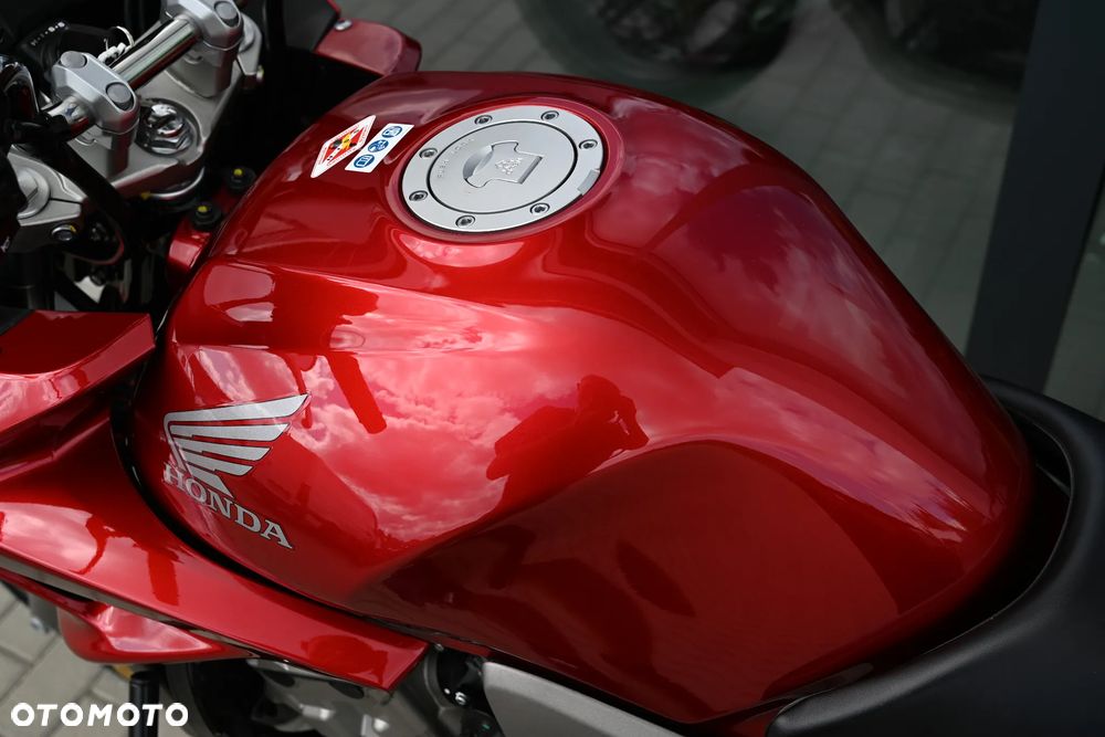 Honda CBF - 15