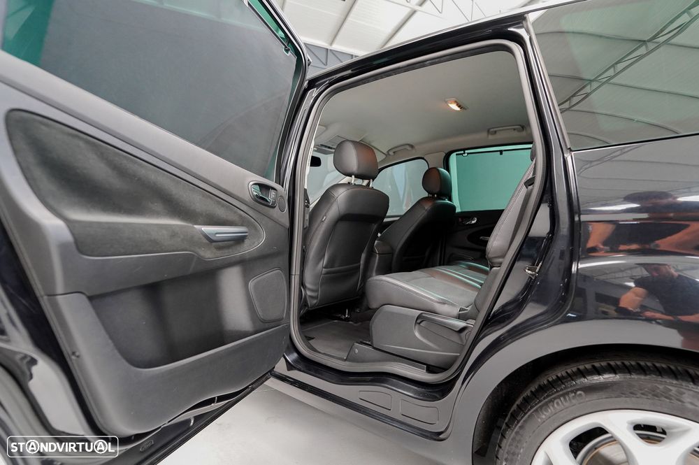 Ford S-Max 1.8 TDCi Titanium 7L - 27