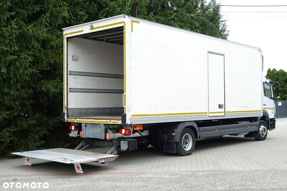 Mercedes-Benz Atego 1218 Euro6 tylko 323tys.km Kontener 18p winda Sprowadzony - 9