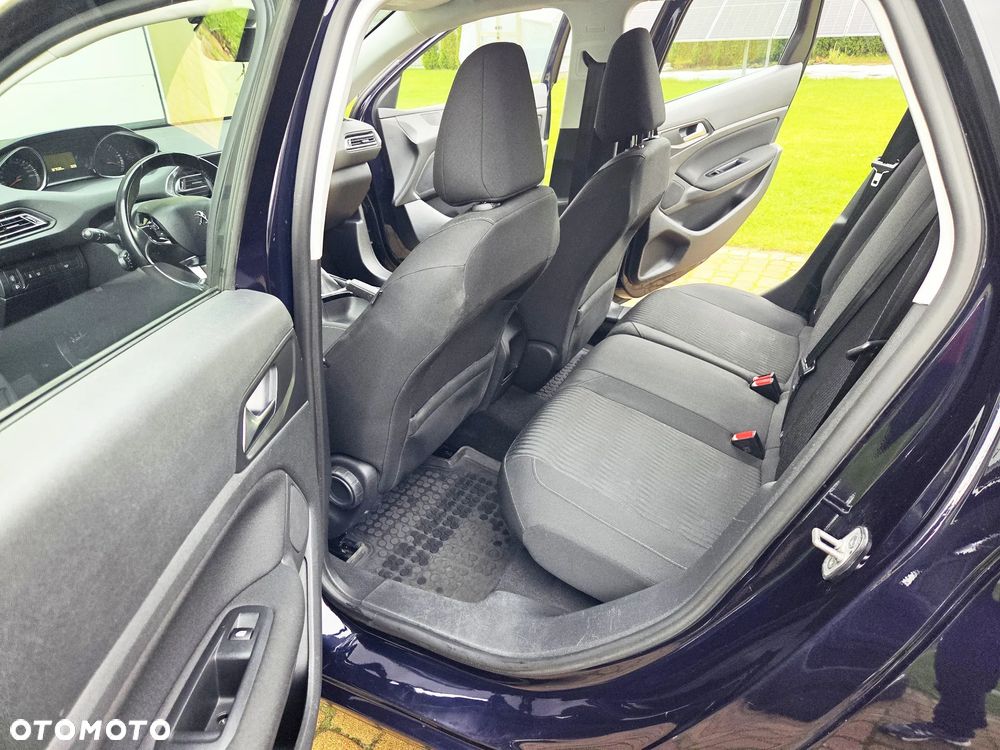 Peugeot 308 - 16