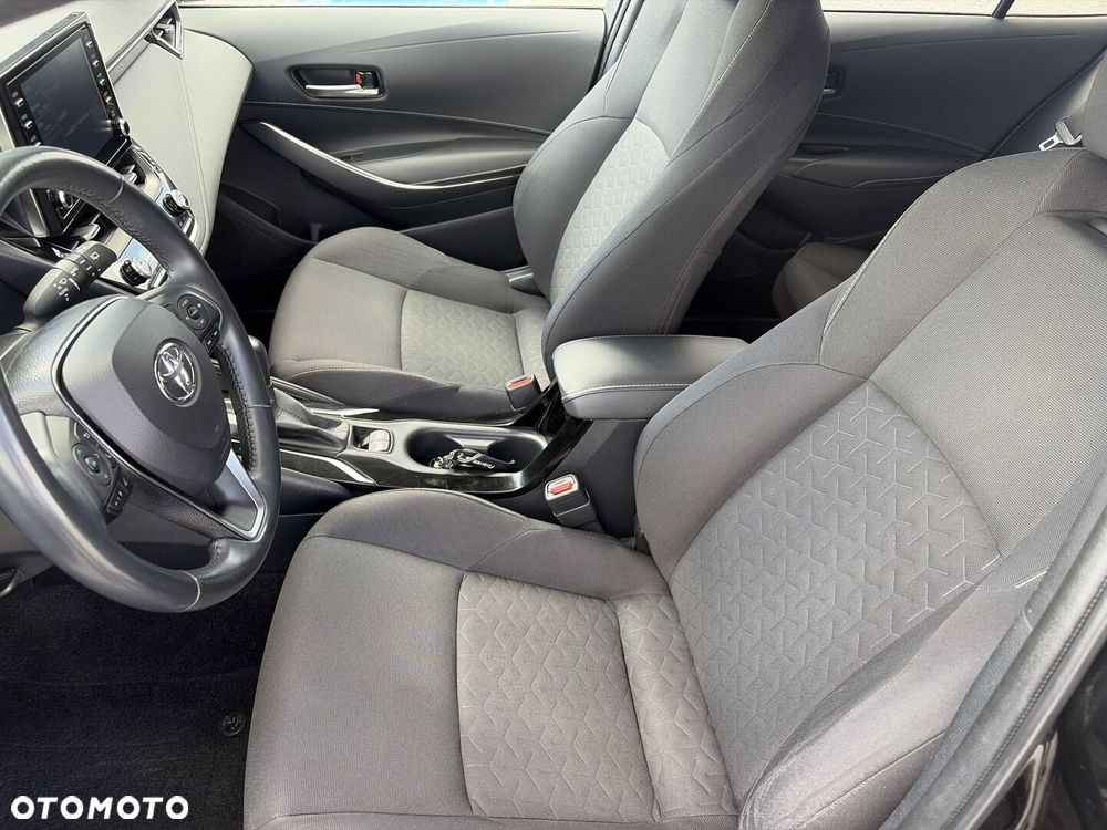 Toyota Corolla 2.0 Hybrid Comfort - 16