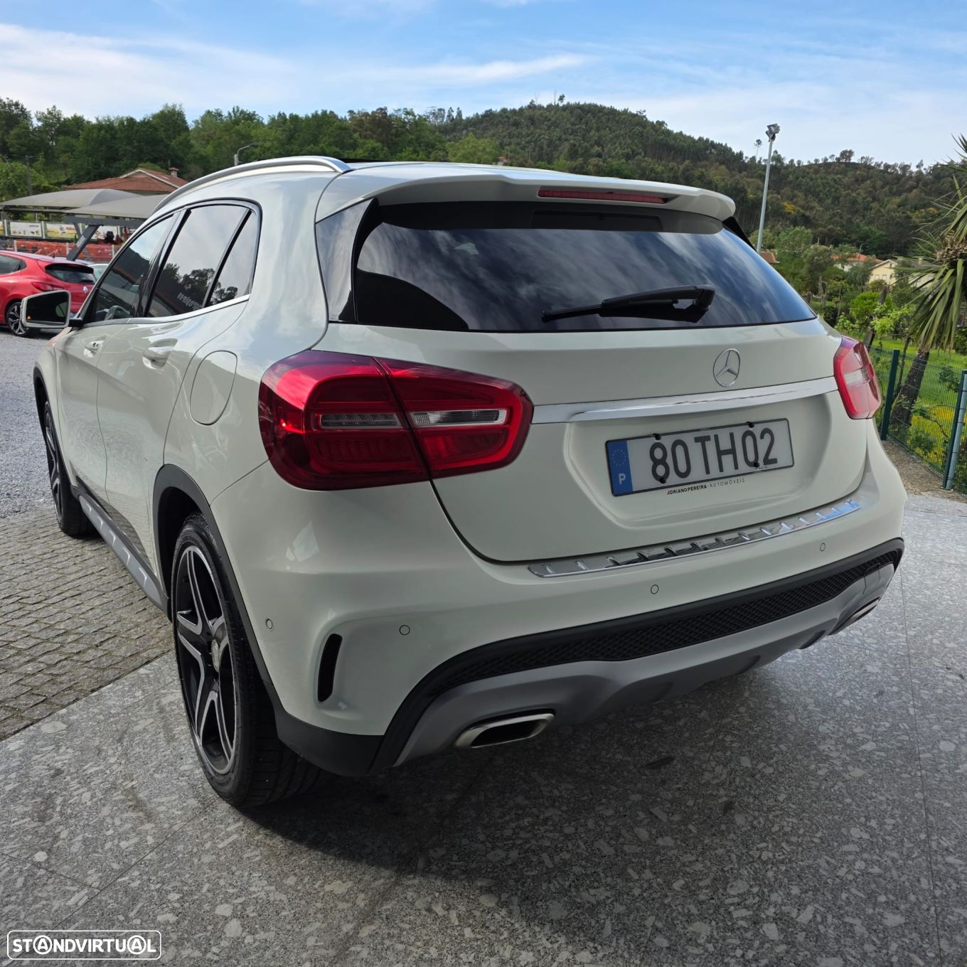 Mercedes-Benz GLA 220 d AMG Line - 16