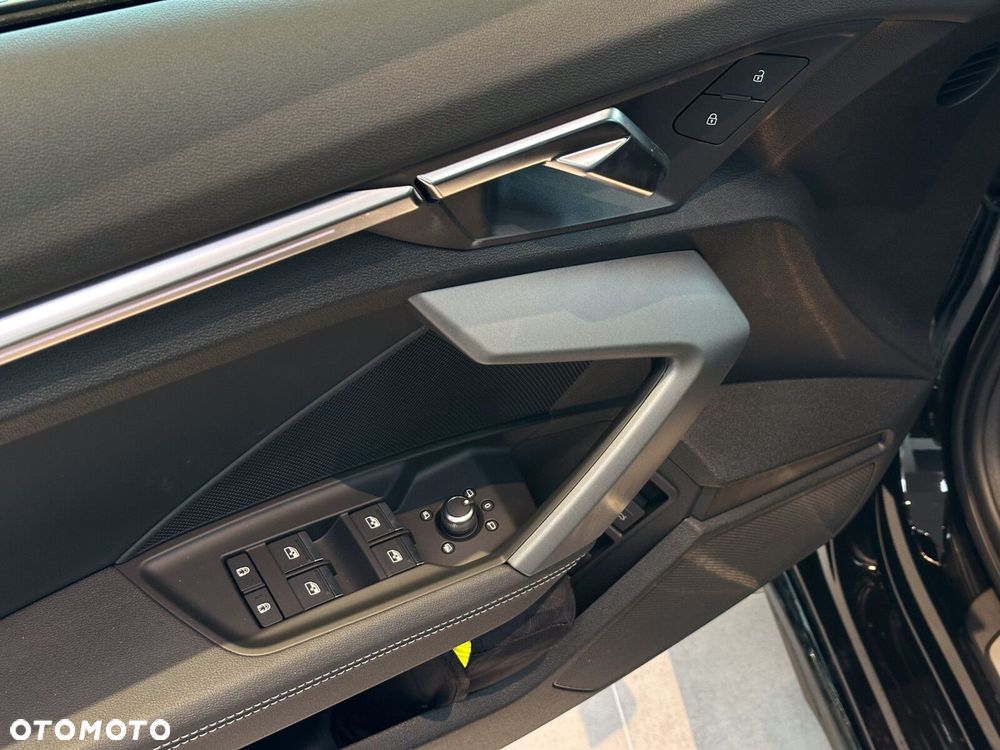 Audi A3 Sportback - 16