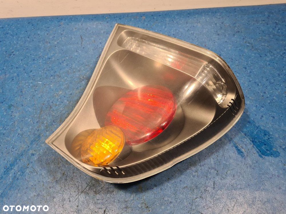 BMW 3 E46 COMPACT LAMPA TYŁ LEWA ZEWNĘTRZNA - 3