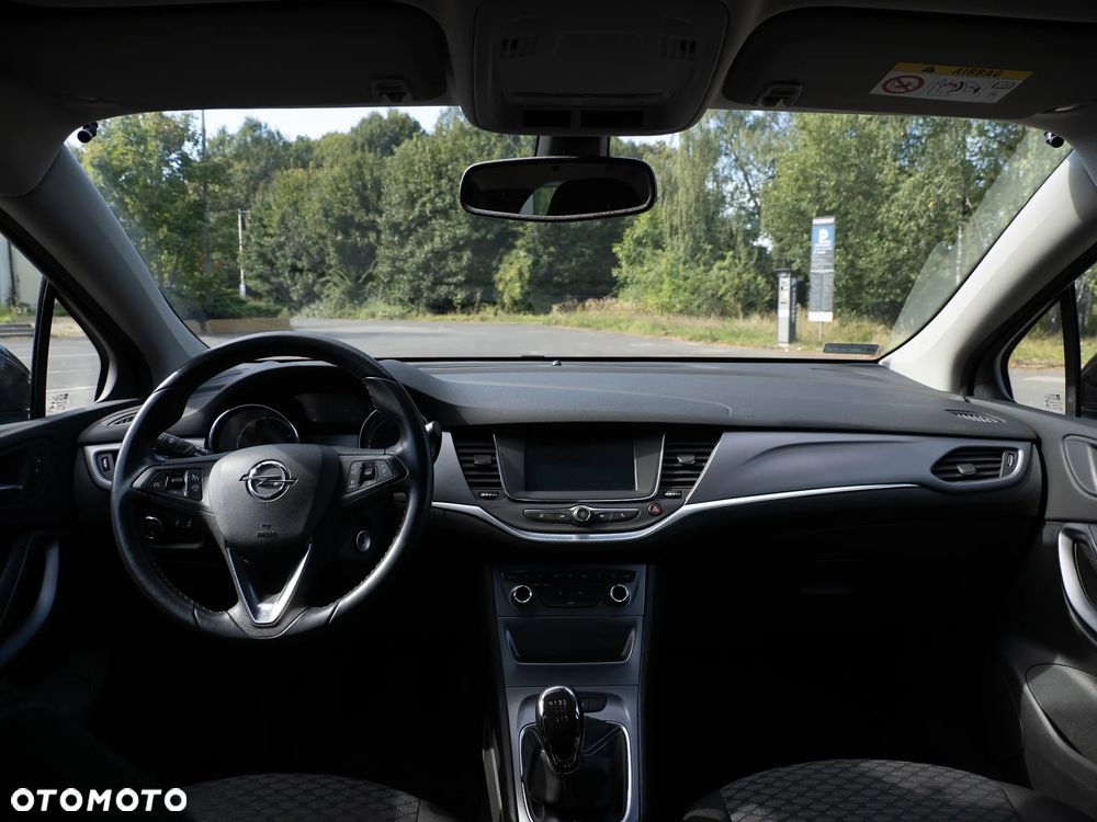 Opel Astra 2015 photo 3