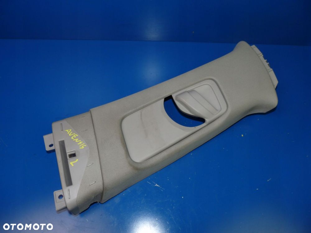 TOYOTA AVENSIS T27 LIFT T29 OSŁONA SŁUPKA ŚRODKOWEGO LEWA PRZELOTKA PASA - 1