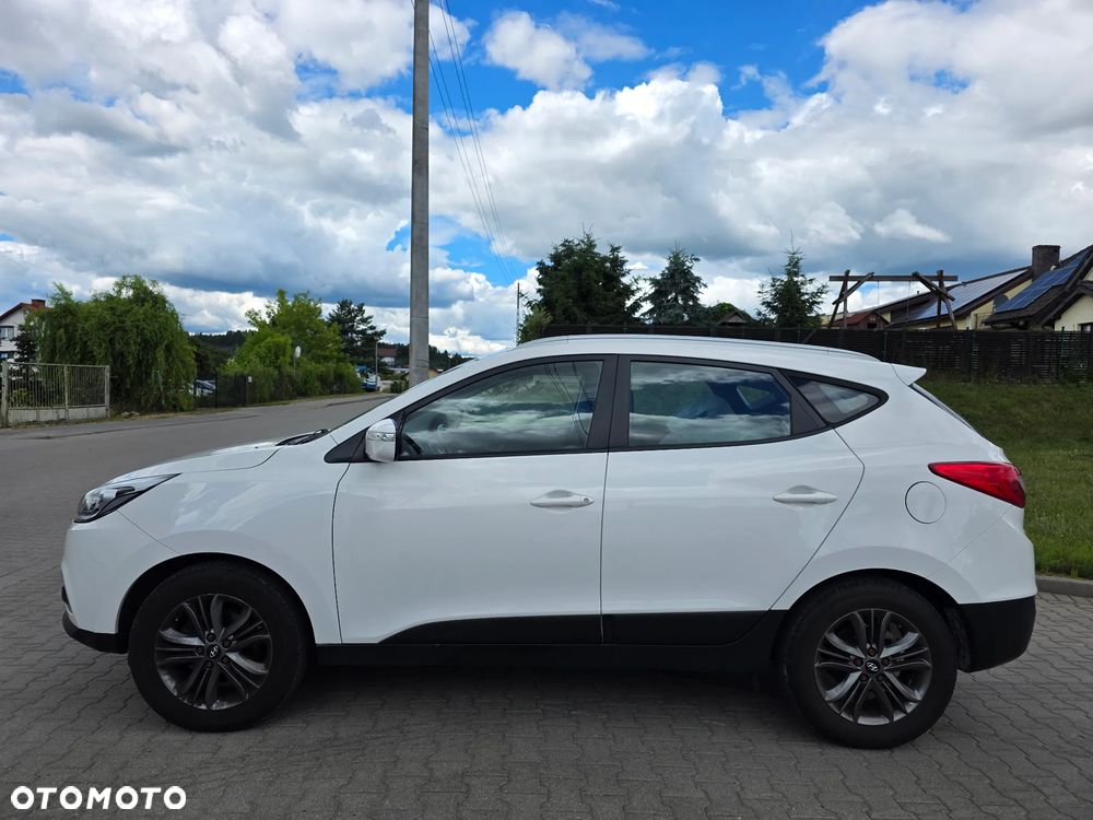 Hyundai ix35 1.6 2WD Fifa World Cup Edition - 2