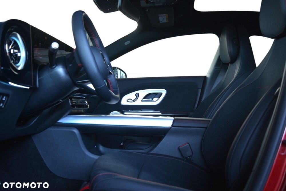 Mercedes-Benz CLA 200 mHEV 8G-DCT - 8