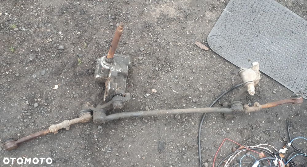 Łada 2121 Niva 2107 Silnik 1,7 Skrzynia Zawieszenie Mosty Koła Drzwi Lampy Kanapa - 34