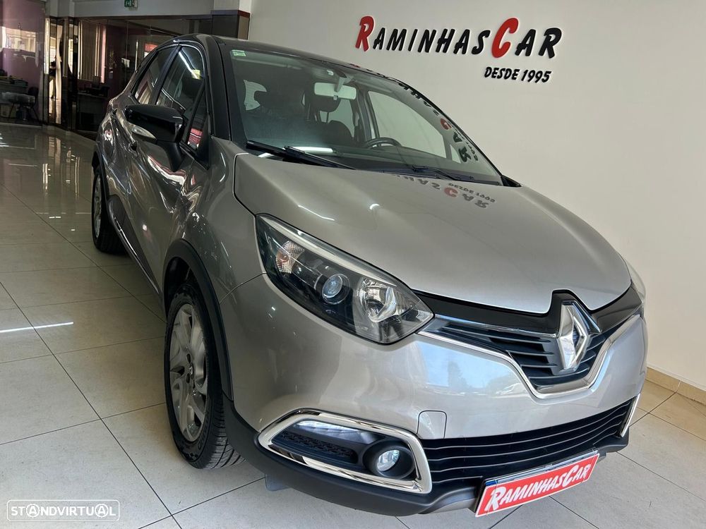Renault Captur 0.9 TCE Exclusive - 1