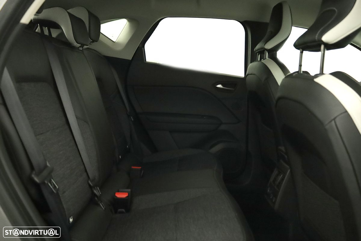 Renault Captur 1.0 TCe Techno Bi-Fuel - 23