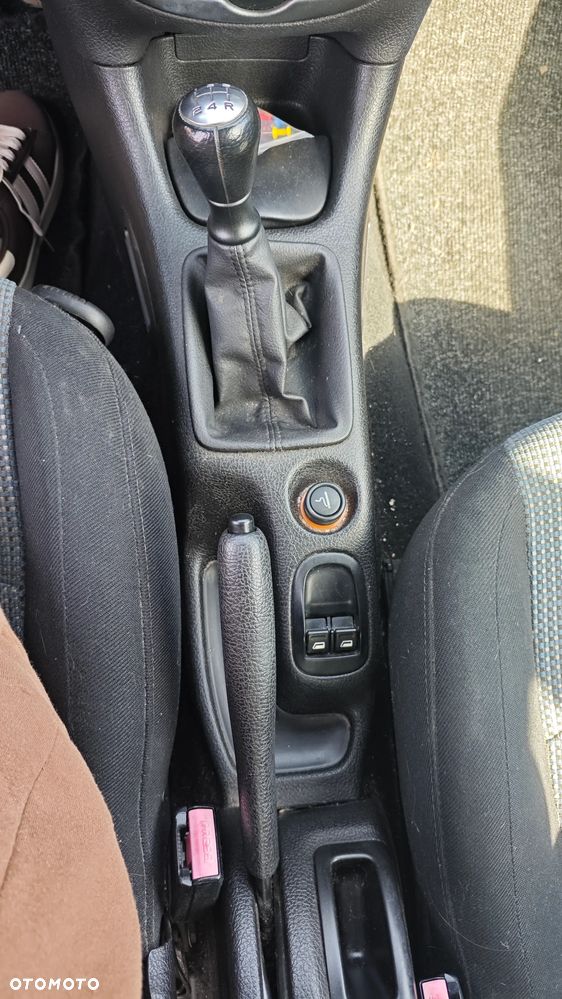 Peugeot 206 1.4 X-Line - 13