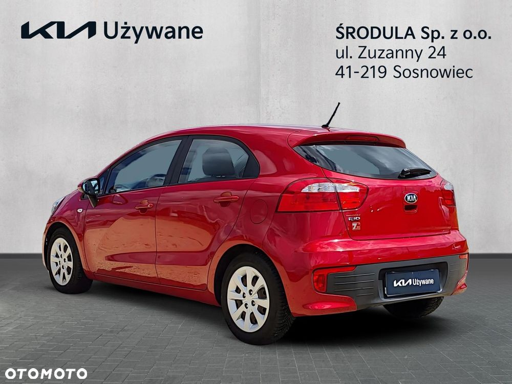 Kia Rio - 3