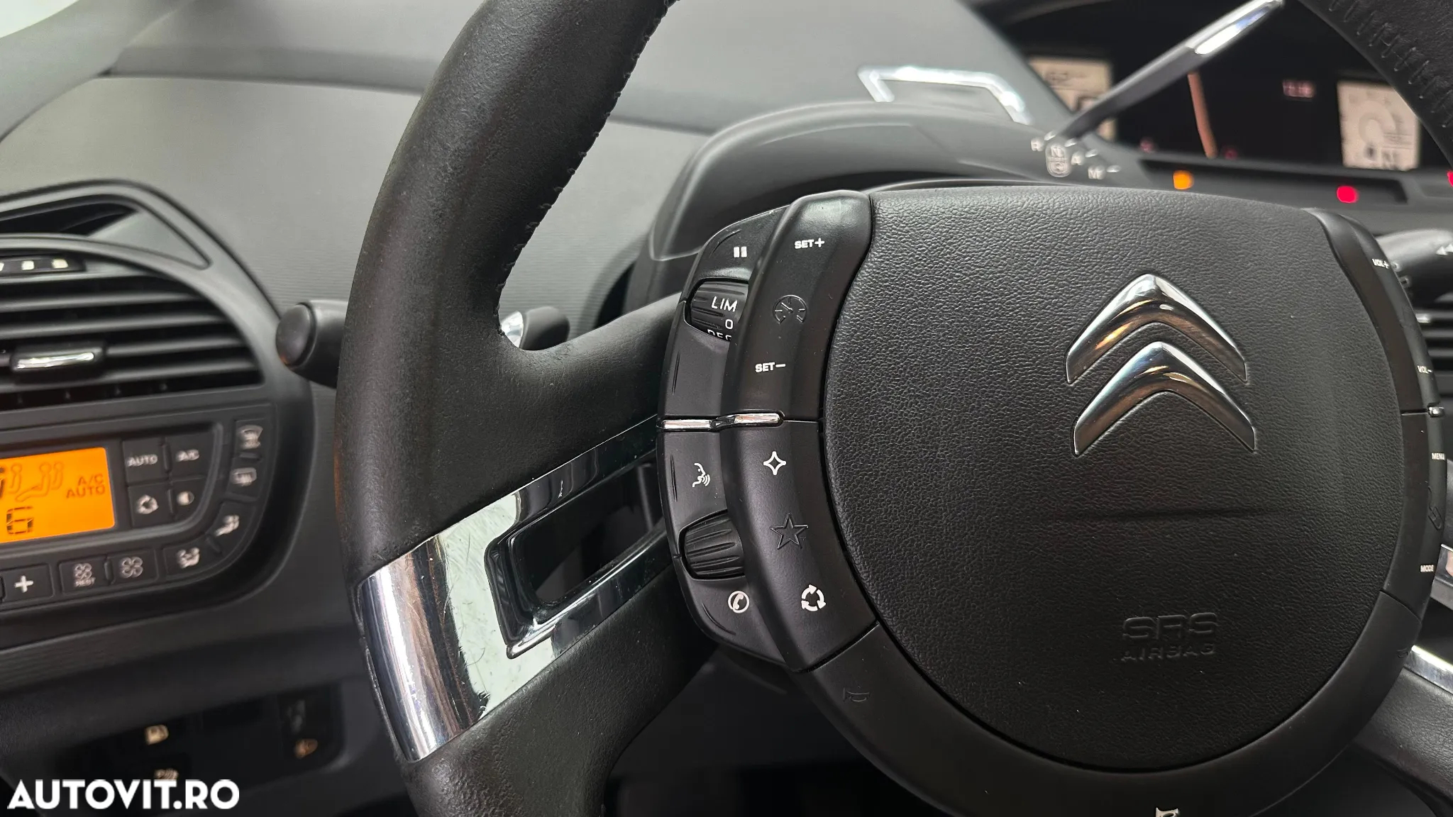 Citroën C4 Grand Picasso - 18