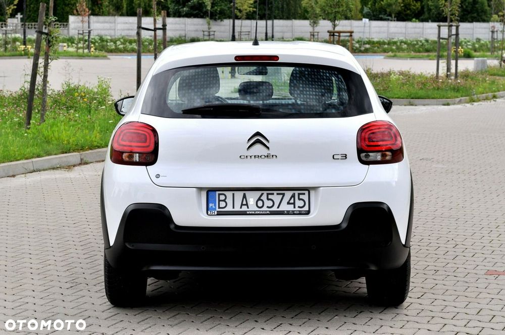 Citroën C3 1.2 PureTech Plus - 24